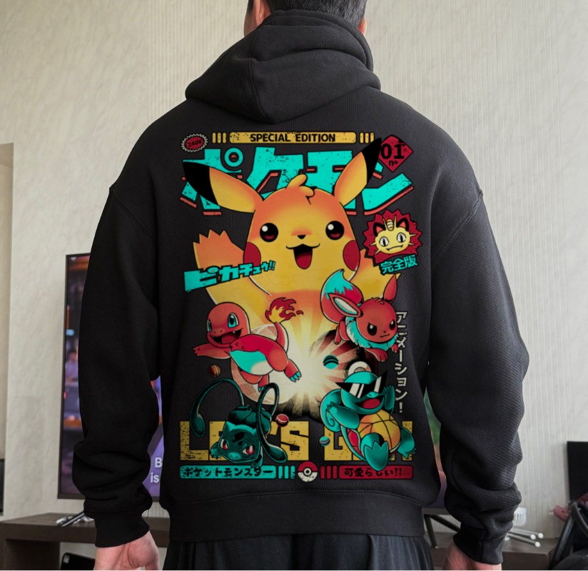 Sudadera con capucha negra de  - Winter Clothing Japan reseña y precio