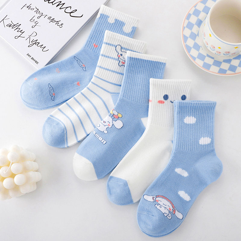 Nuevos calcetines Sanrio de di - Winter Clothing Japan reseña y precio